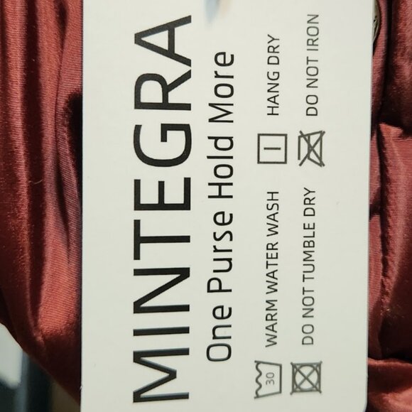 Burgundy Mintegra Travel or Every Day Bag, Lots of Pockets! - Picture 2 of 12